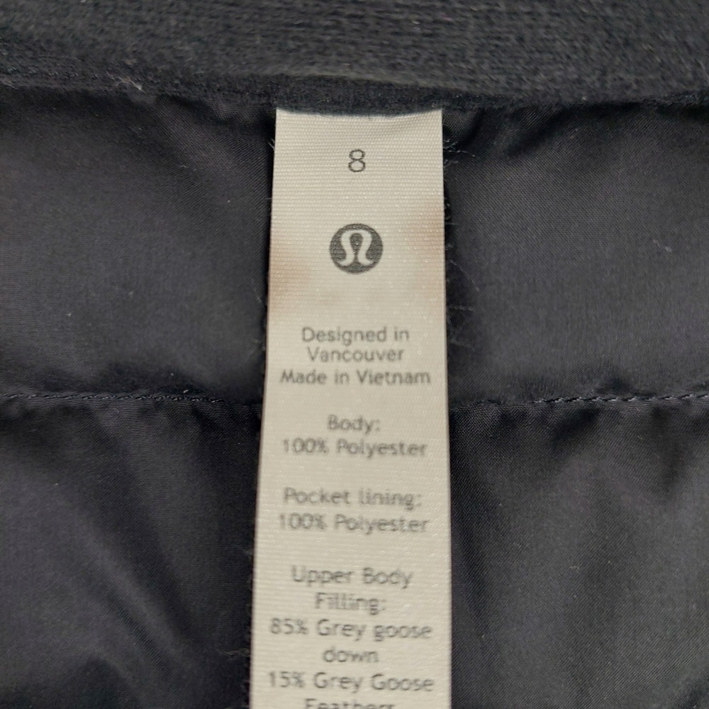 Lululemon Lightweight Relaxed-Fit Down Jacket Womens 8 Black Puffer 700 Goose - Picture 4 of 8